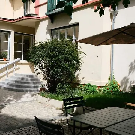 La Chorier Konukevi 3*